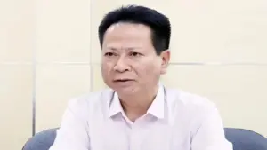 Cựu Cục phó bỏ trốn gửi thư về tòa án nói 'rất choáng' vì bị cáo buộc nhận 6,2 tỉ