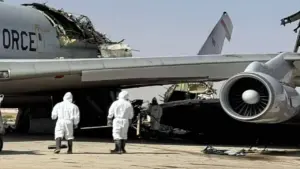 Iran có thể đã đánh trúng hai 'máy bay mắt thần' của Mỹ