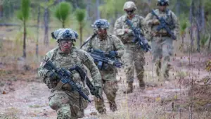 Lính dù Mỹ 'bắt đầu triển khai ở Trung Đông'