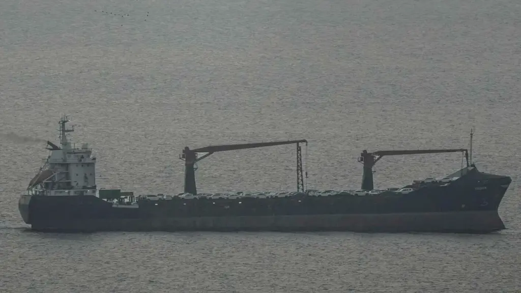 Ông Trump có thể cân nhắc ngừng chiến mà không cần mở lại Hormuz