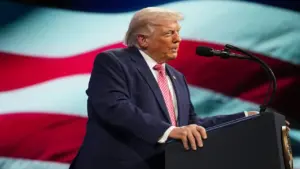 Ông Trump: Nếu muốn có nhiên liệu, các nước hãy tự chiến đấu hoặc mua của Mỹ