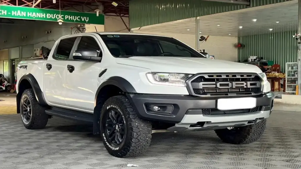 Ranger Raptor không niên hạn tăng giá mạnh, xe đi 110.000km bán gần 1 tỷ