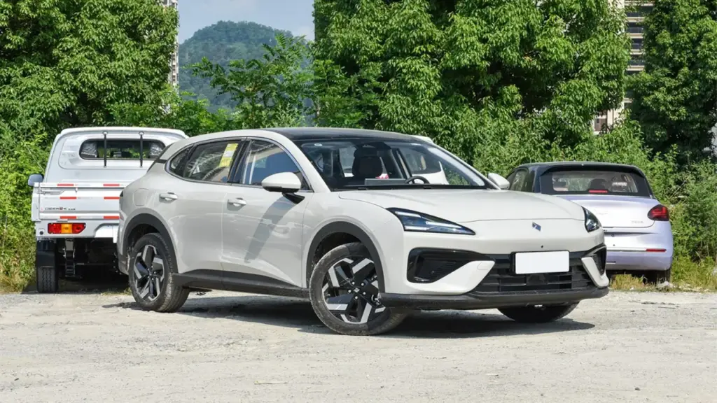 Xuất hiện xe mới đăng ký ở Việt Nam: To cỡ Honda HR-V, dùng PHEV hoặc điện, giá quy đổi từ 380 triệu