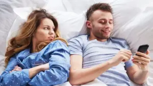 10 điều vô tình phá hủy hôn nhân nhanh hơn ngoại tình