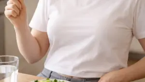 Ăn ít nhưng vẫn tăng cân: 4 lý do ít ai ngờ