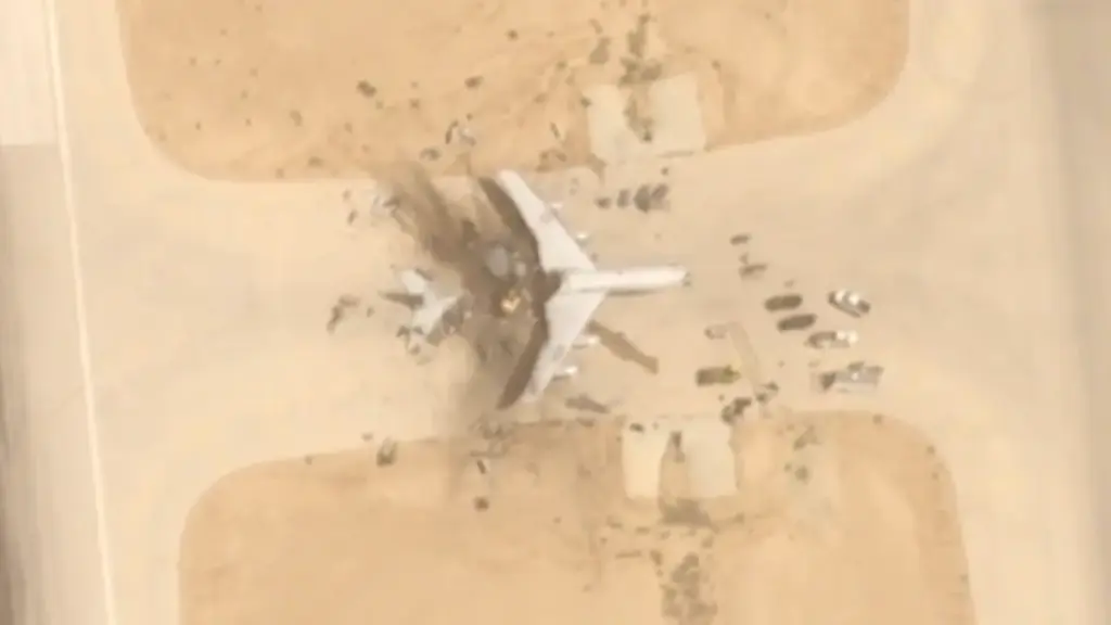 Ảnh vệ tinh 'radar, máy bay mắt thần' Mỹ trúng đòn của Iran