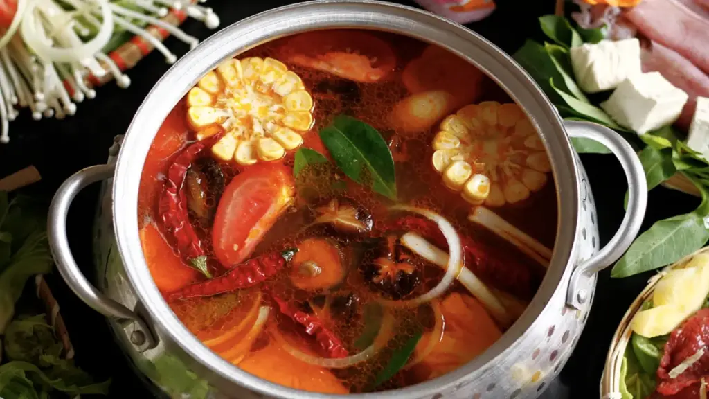 Bác sĩ cảnh báo 5 loại canh có thể 'tàn phá' thận nặng nề