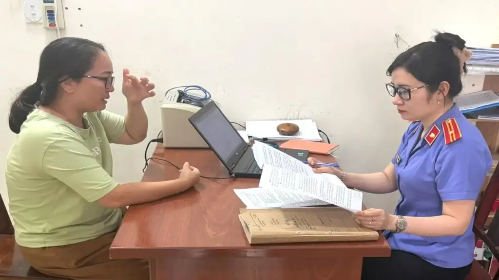 Bác sĩ nha khoa bị khởi tố vì 'gian dối' đứng tên nhiều phòng khám