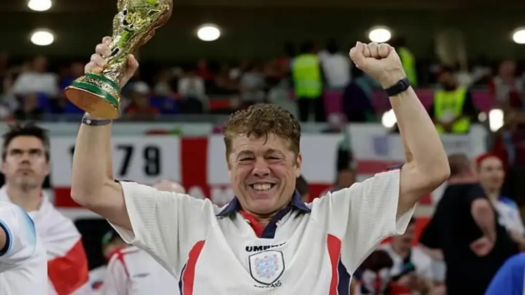 Bán nhà đi xem World Cup