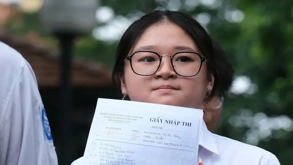 Bao giờ Hà Nội công bố số học sinh đăng ký dự tuyển lớp 10 vào từng trường công lập?
