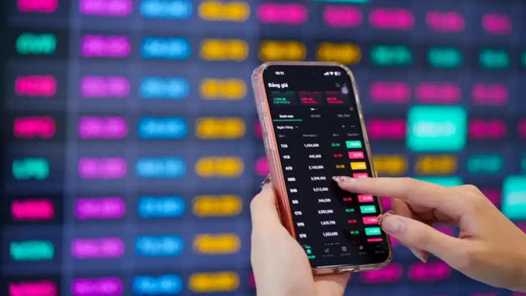 Bảo Việt mang hơn 146.500 tỉ đồng gửi ngân hàng, lỗ khi đầu tư cổ phiếu Vinamilk