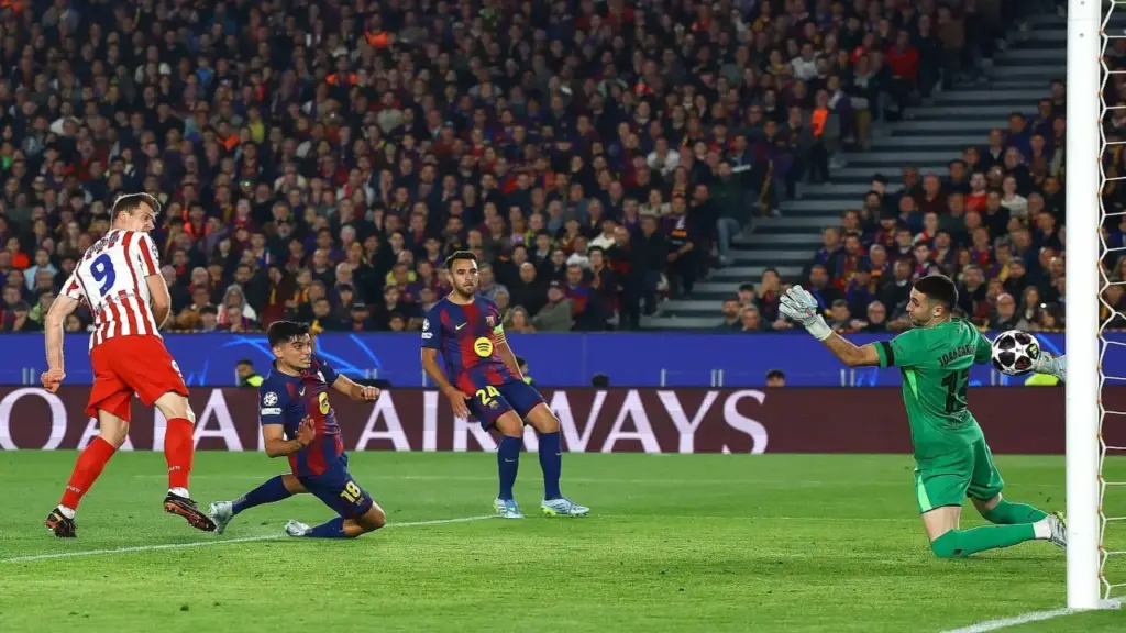 Barca thua Atletico, đứng trước cửa tử Champions League