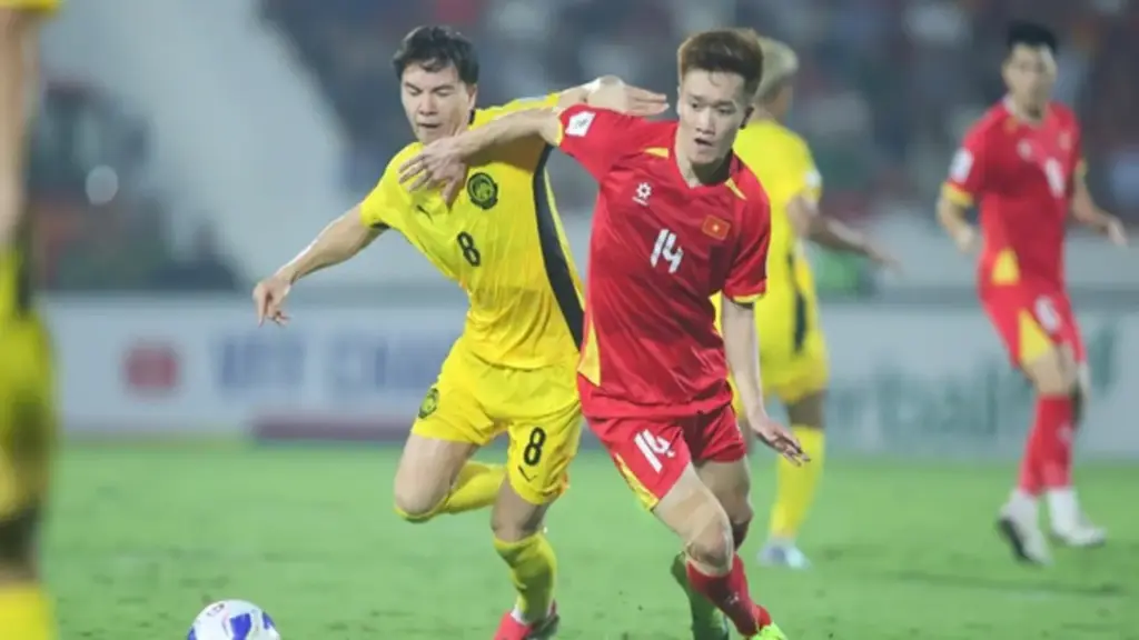 Bất ngờ đội tuyển Việt Nam không cần tiền vệ trung tâm vẫn vận hành rất ‘mượt’