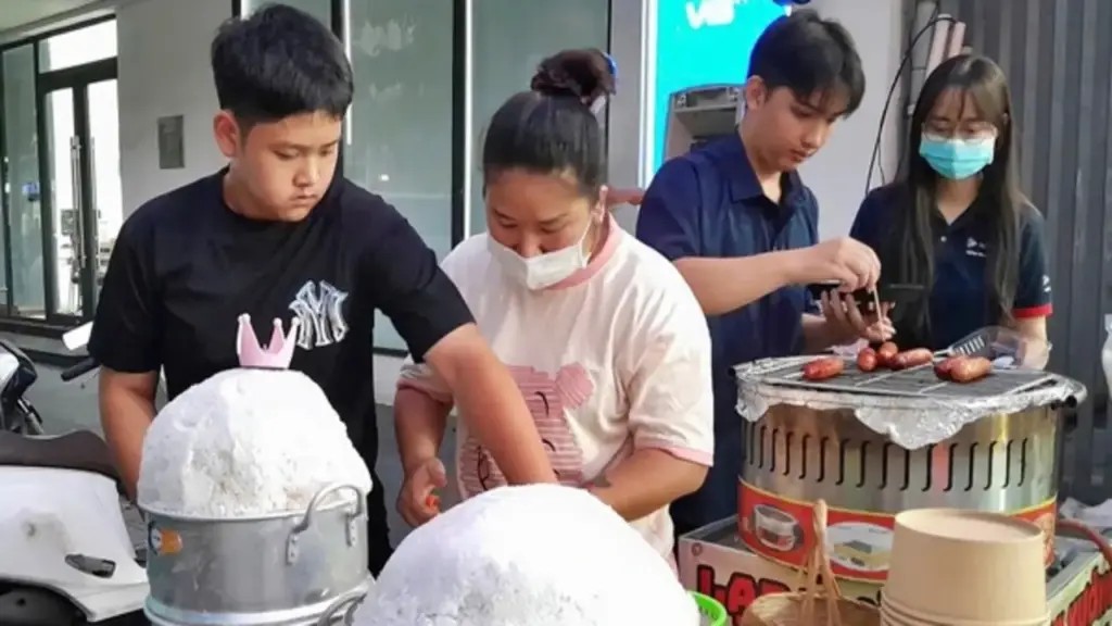 Bí quyết của chủ quán ‘bắt trend’: Từ 300 trứng lên 1.500 trứng/ngày nhờ món độc lạ