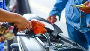 Bộ Công Thương hỏa tốc yêu cầu siết kinh doanh, vận chuyển xăng dầu ở biên giới