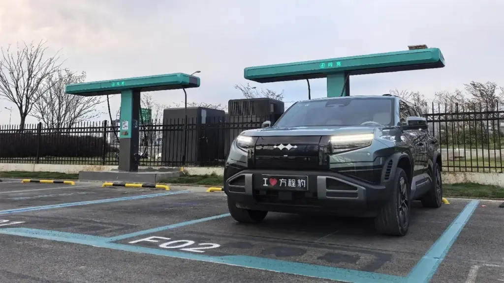 BYD lắp đặt 5.000 trạm sạc nhanh trong chưa đầy một tháng