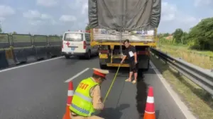 Cách xử lý khi gặp sự cố trên cao tốc: Cục CSGT hướng dẫn cụ thể