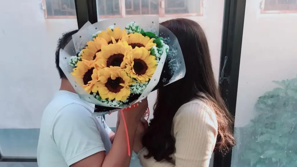 Cha mẹ lo lắng khi con cái ngại hẹn hò
