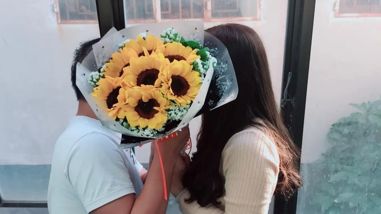 Cha mẹ lo lắng khi con cái ngại hẹn hò