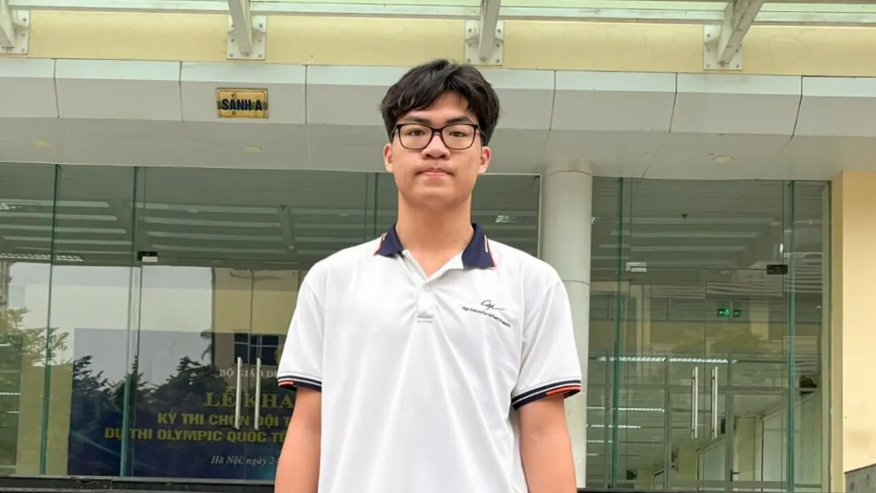Chàng trai 17 tuổi đạt 8.5 IELTS, điểm SAT cao nhất thế giới