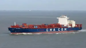 Chiếc tàu container đầu tiên của một quốc gia Tây Âu rời khỏi eo biển Hormuz an toàn