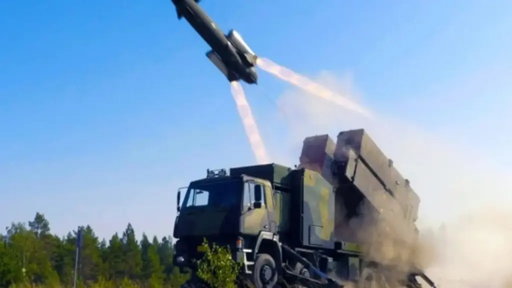 Chiến sự Ukraine ngày 1.504: Kyiv dùng tên lửa công nghệ cao tập kích giàn khoan