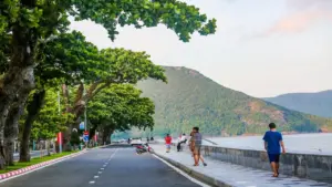 Chủ tịch UBND TP.HCM: Xây dựng Côn Đảo xanh, không đánh đổi môi trường lấy kinh tế trước mắt