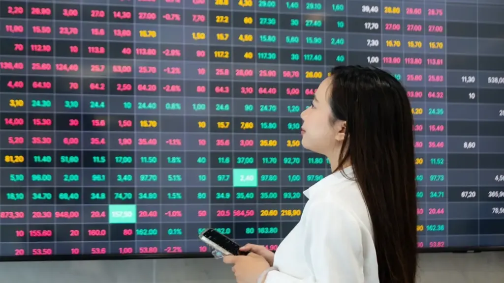 Chứng khoán Việt Nam tăng tốc, thế hệ công ty mới dần định hình vị thế