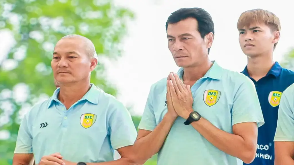 CLB Đồng Tháp thắng 'chung kết ngược', hy vọng trụ hạng