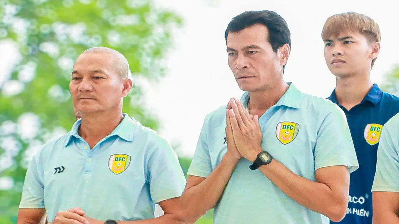 CLB Đồng Tháp thắng 'chung kết ngược', hy vọng trụ hạng