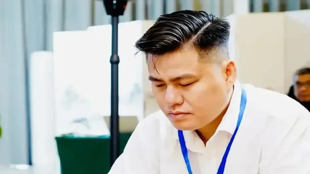 Cơ hội để Lại Lý Huynh đuổi kịp huyền thoại cờ tướng Trềnh A Sáng