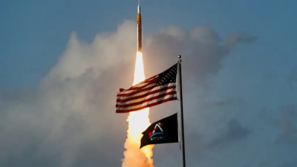 Cuộc đua lên mặt trăng: Nửa thế kỷ nhân loại 'lỡ hẹn' với 'chị Hằng'