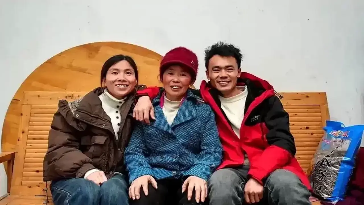 Cưu mang gia đình hàng xóm suốt 23 năm