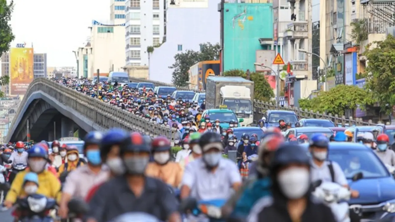 Đề xuất làm đường trên cao từ ngã tư An Sương nối thẳng Tân Sơn Nhất