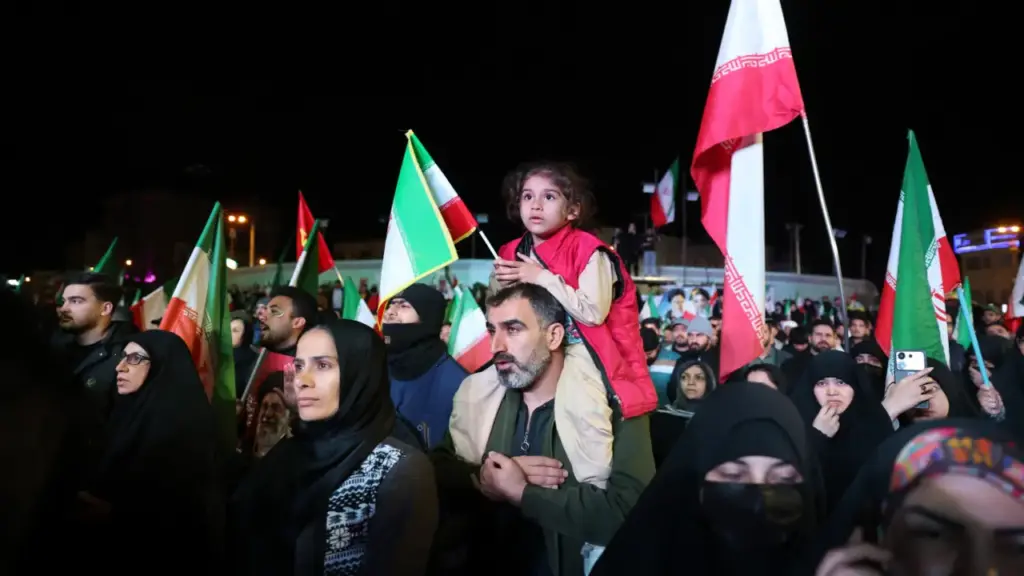 Đêm bình yên đầu tiên ở vùng Vịnh sau gần 6 tuần