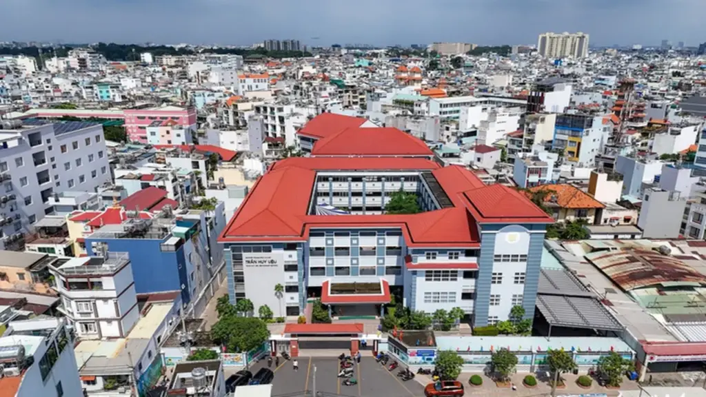 Đồng bộ giữa phòng học và đội ngũ giáo viên