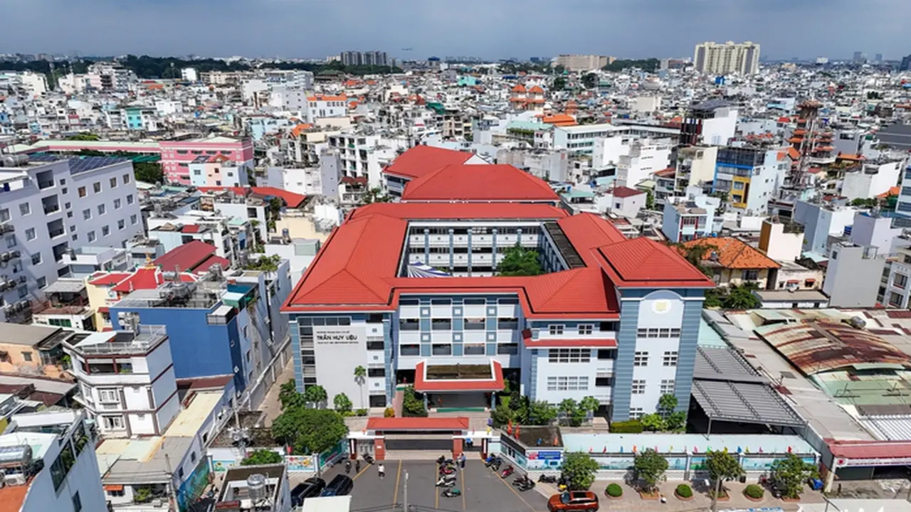 Đồng bộ giữa phòng học và đội ngũ giáo viên