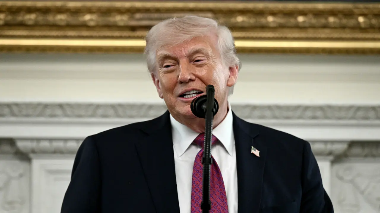 Động lực thúc đẩy ông Trump gia hạn lệnh ngừng bắn với Iran