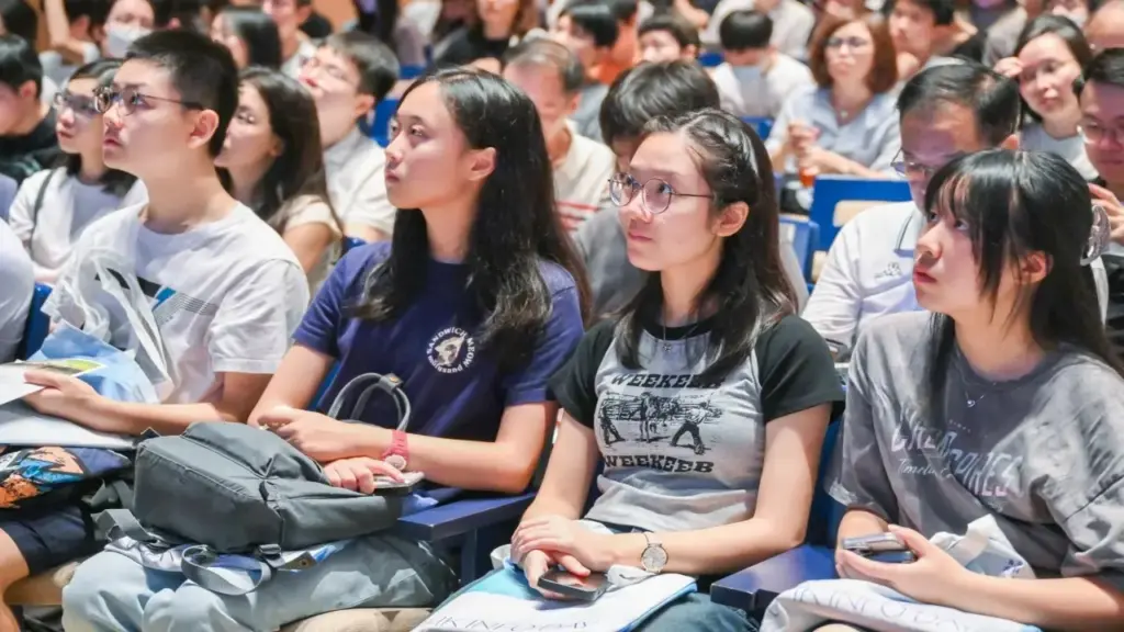 Du học sinh Trung Quốc dần rời bỏ Mỹ
