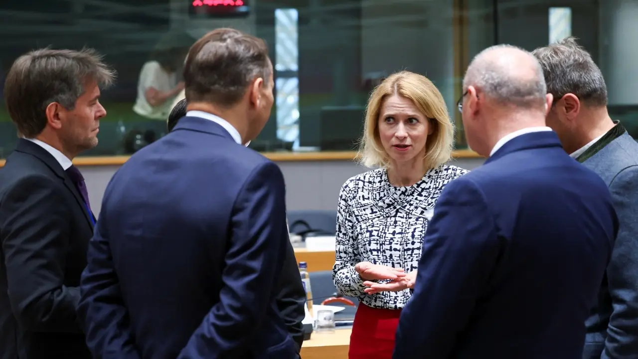 EU lên kế hoạch tự bảo vệ nhau giữa hoài nghi về NATO