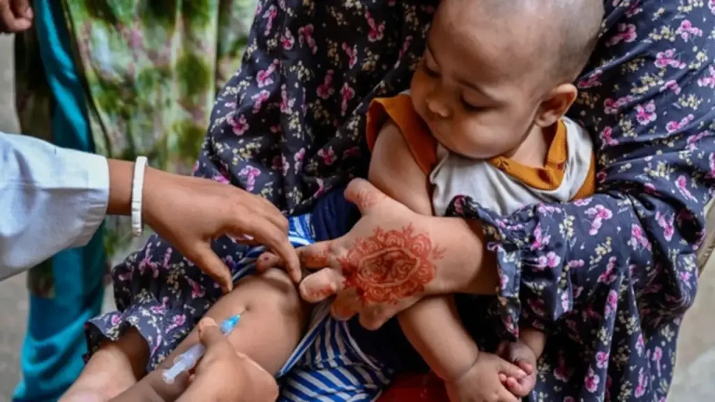 Gần 230 trẻ ở Bangladesh tử vong do bệnh sởi