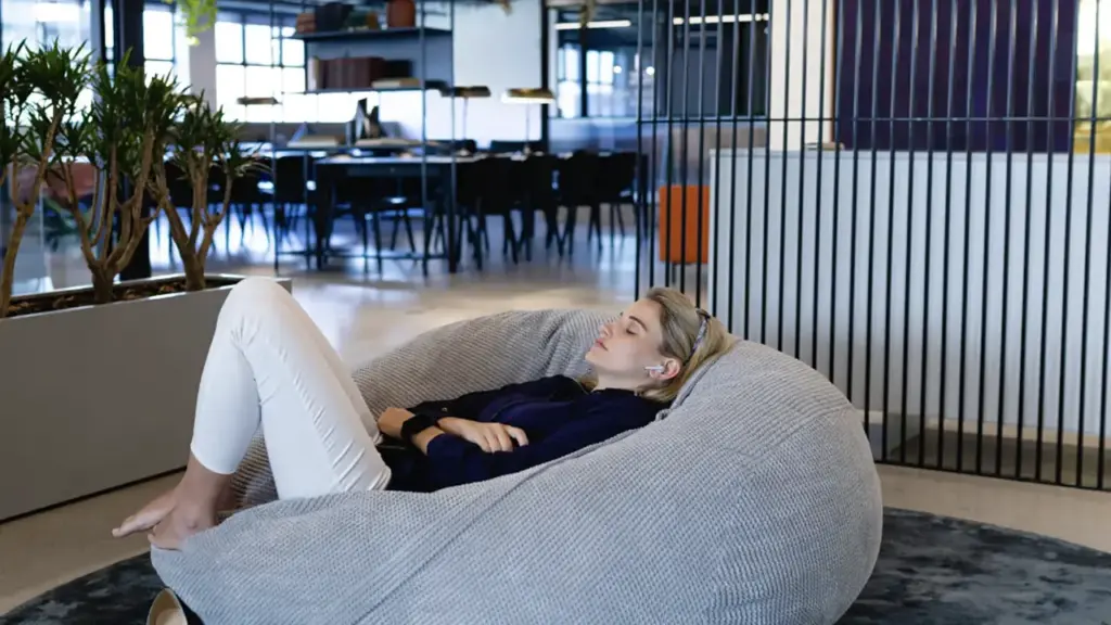 Gen Z Mỹ chi tiền tìm chỗ ngủ trưa