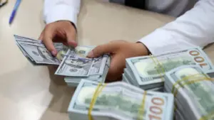 Giá USD hôm nay 4.4.2026: Đứng ngày thứ 3 liên tiếp trong khi EUR, bảng Anh giảm