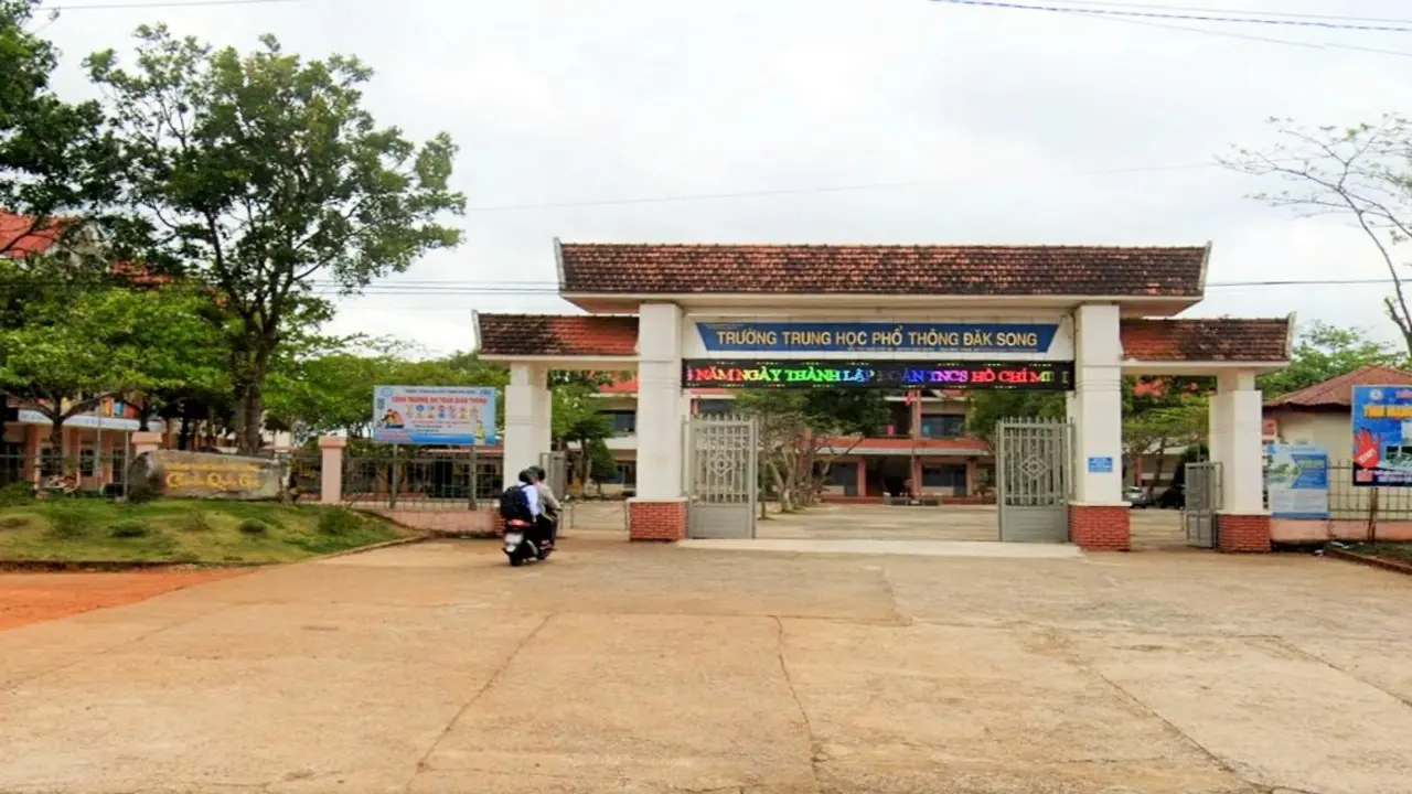 Giáo viên bị phát tán hình ảnh nhạy cảm ở trường: Đề nghị công an điều tra