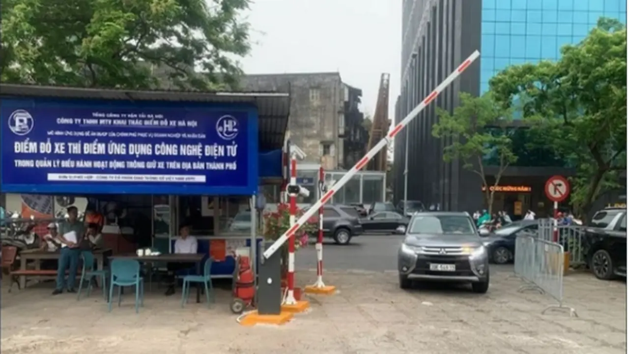 Hà Nội công bố các điểm đỗ xe để thực hiện vùng phát thải thấp từ 1/7