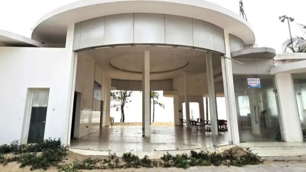 Hiện trạng không gian bãi biển Sầm Sơn trước ngày đấu giá