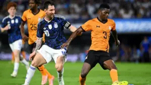 HLV Scaloni: ‘Messi sẽ đạt cột mốc 1.000 bàn thắng trước khi giải nghệ’