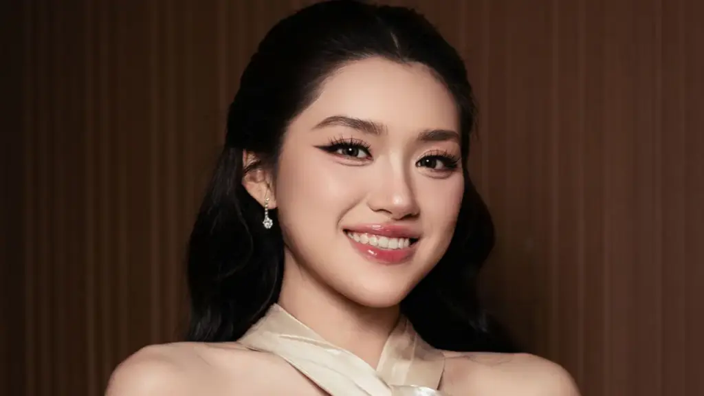 Hoa hậu Phương Oanh: 'Tôi tự lập từ năm 16 tuổi'