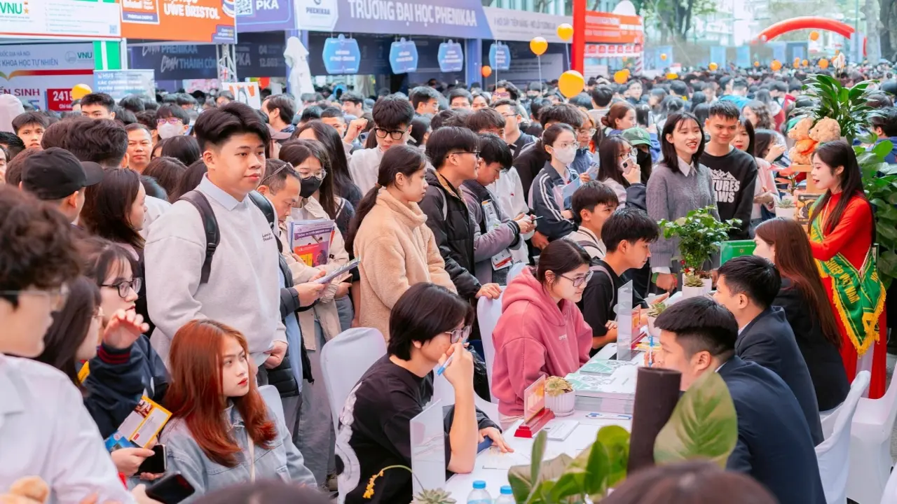Học viện Nông nghiệp dừng 'ép' sinh viên tham gia câu lạc bộ