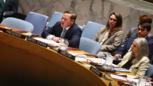 Hội đồng Bảo an bàn nghị quyết lập lực lượng bảo vệ eo biển Hormuz, Iran cảnh báo 'đừng khiêu khích'